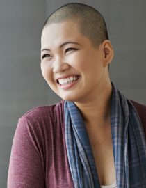 How to Prepare for Losing Your Hair During Ovarian Cancer Treatment How to Prepare for Losing Your Hair During Ovarian Cancer Treatment